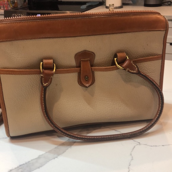 Vintage Dooney and Bourke cream and cognac satchel - Picture 4 of 7